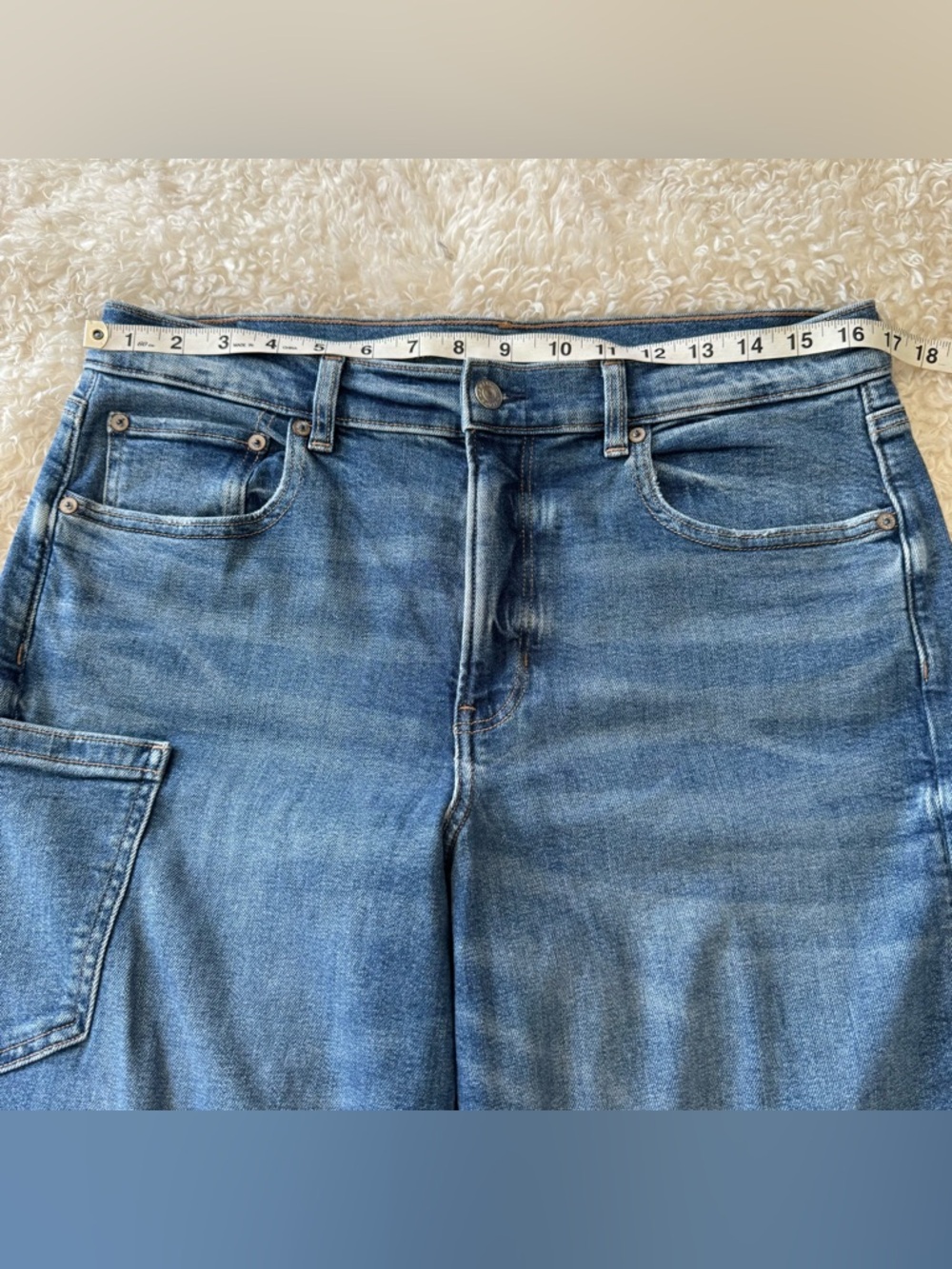 American Eagle Super High Rise Baggy Straight Leg Cargo Jeans Stretch Sz 12 NEW - Picture 4 of 11